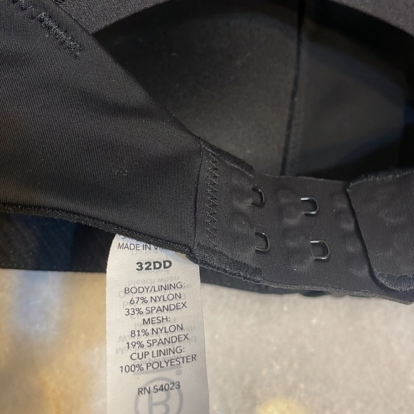 Athleta bra front zip black light padded intimate New Sz 32DD - Picture 2 of 6